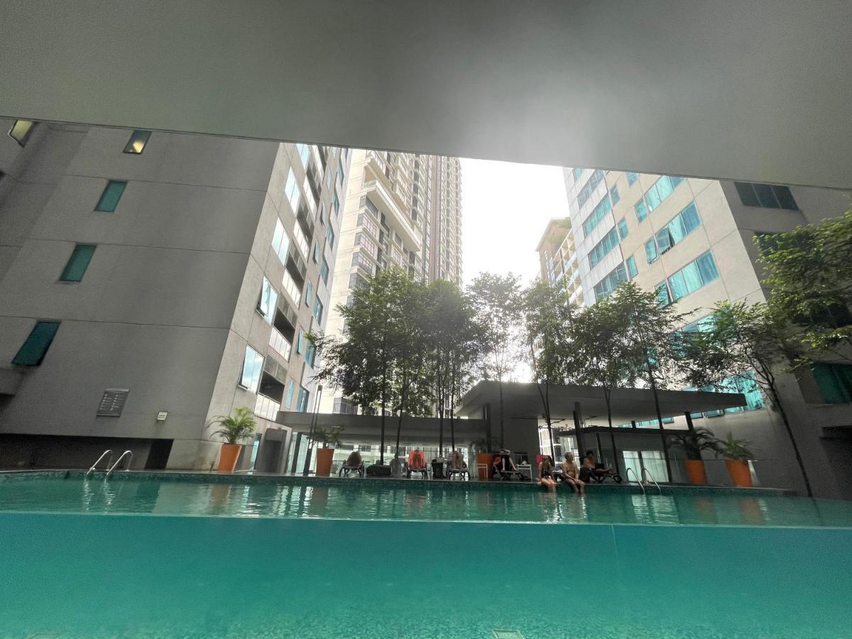 Mercu Summer Klcc By Minshuku Kuala Lumpur